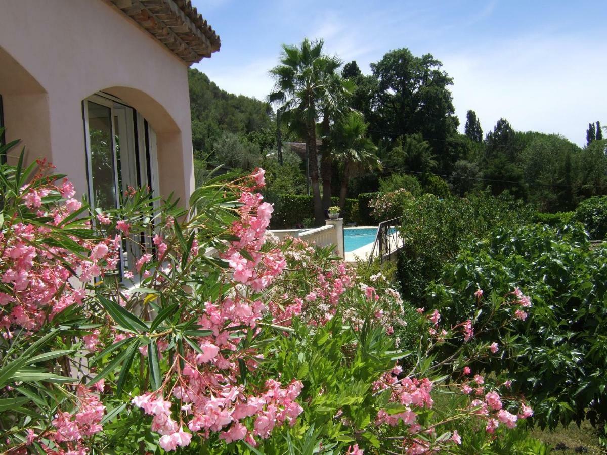 Au Vallon Rouge Saint-Paul-de-Vence Exterior foto